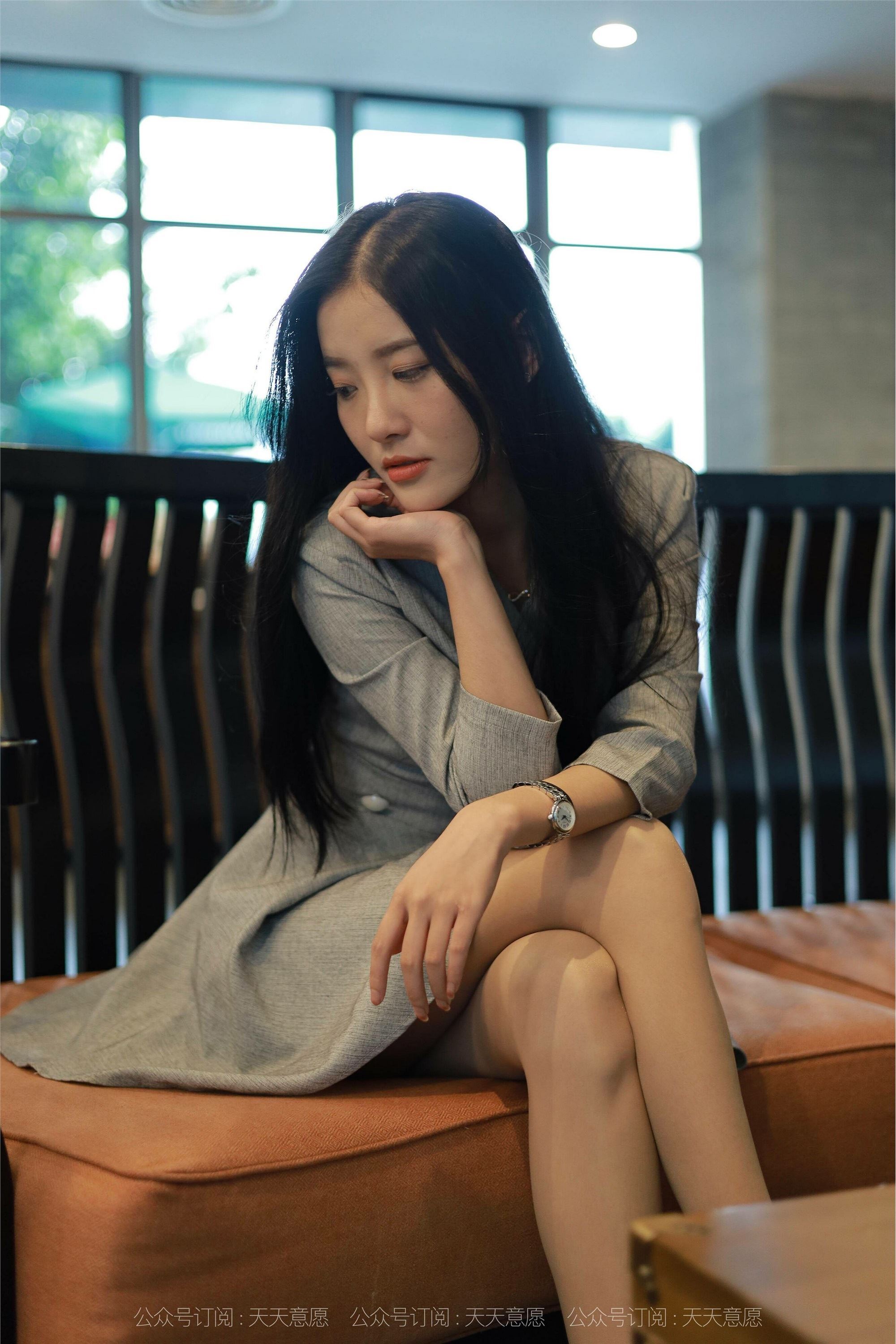 IESS异思趣向 2021.11.13 丝享家973：婉苹《美女配咖啡》